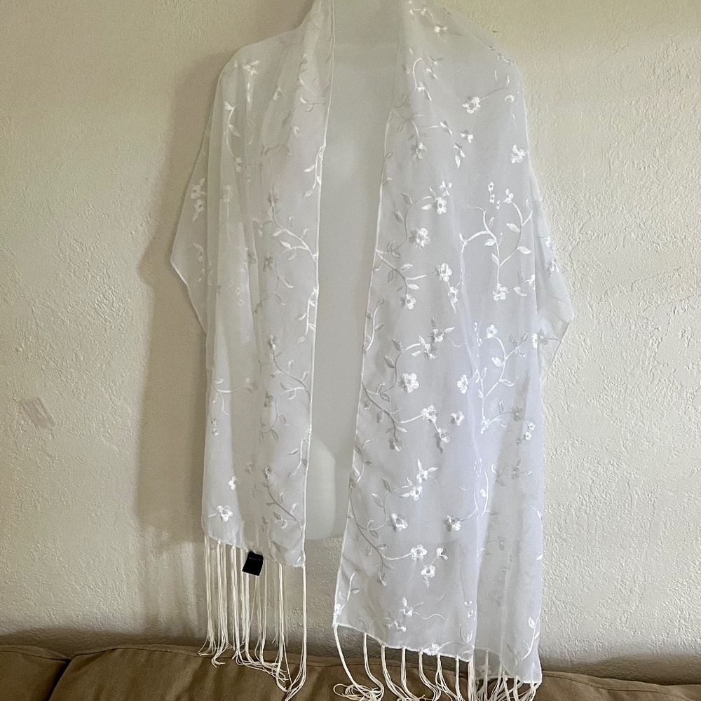 Floral Embroidered White Scarf/Wrap